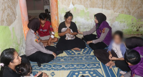 Tim Psikologi Beri Trauma Healing Bagi Keluarga Korban Penusukan di Alam Barajo